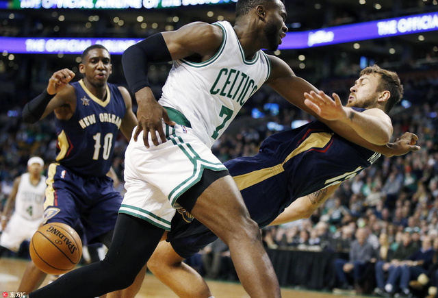 爱游戏2026-鹈鹕逆转凯尔特人，乔治高光表现