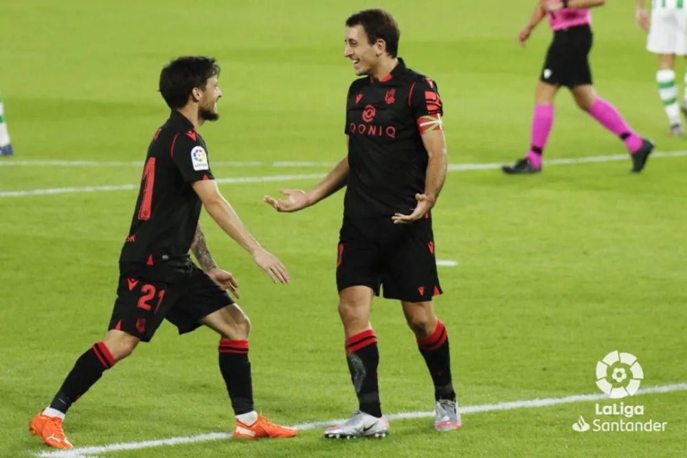 爱游戏在线-希腊逆转德国，奥亚尔萨瓦尔状态火热