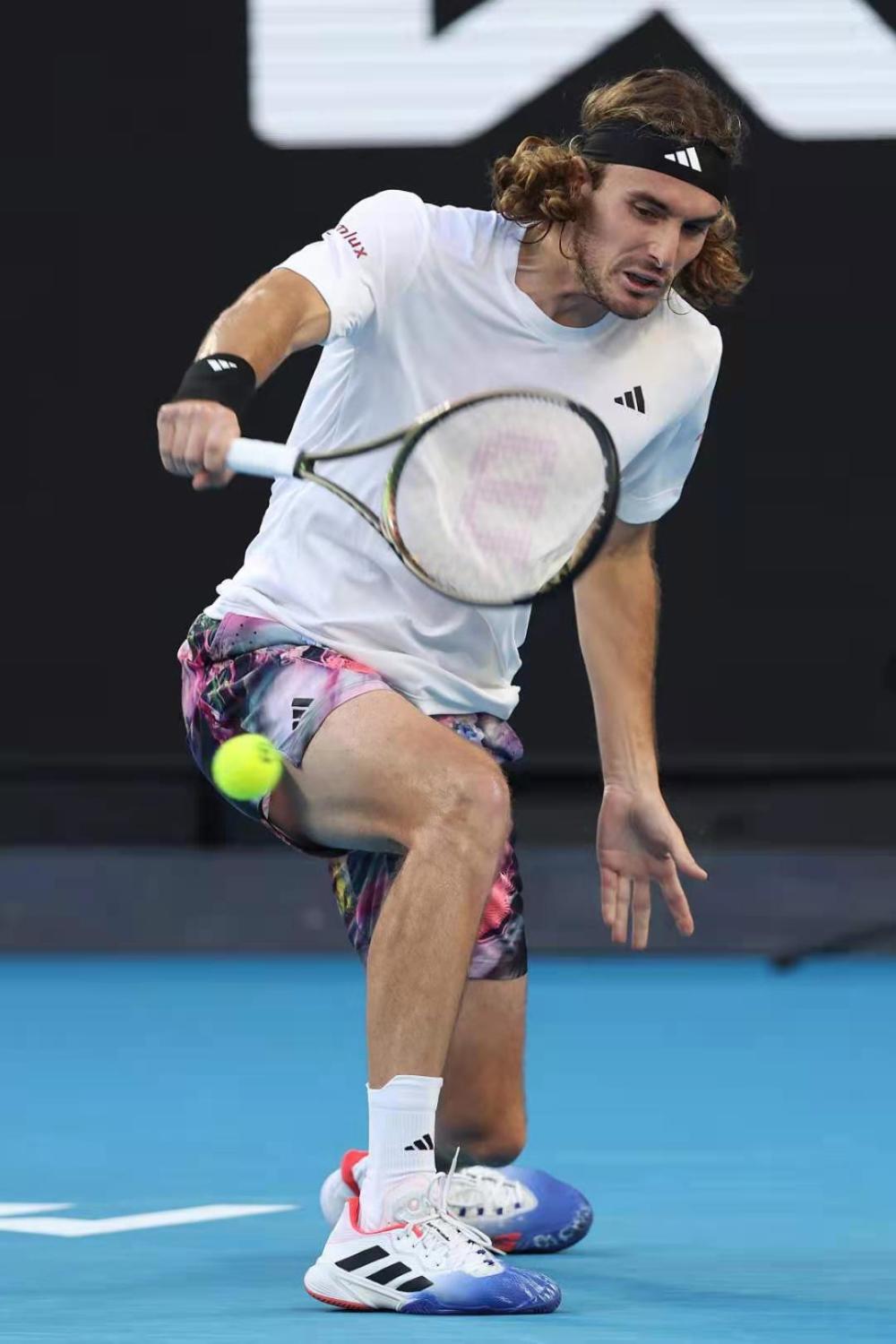 爱游戏tv-美网碾压戴维斯杯，西西帕斯统治全场