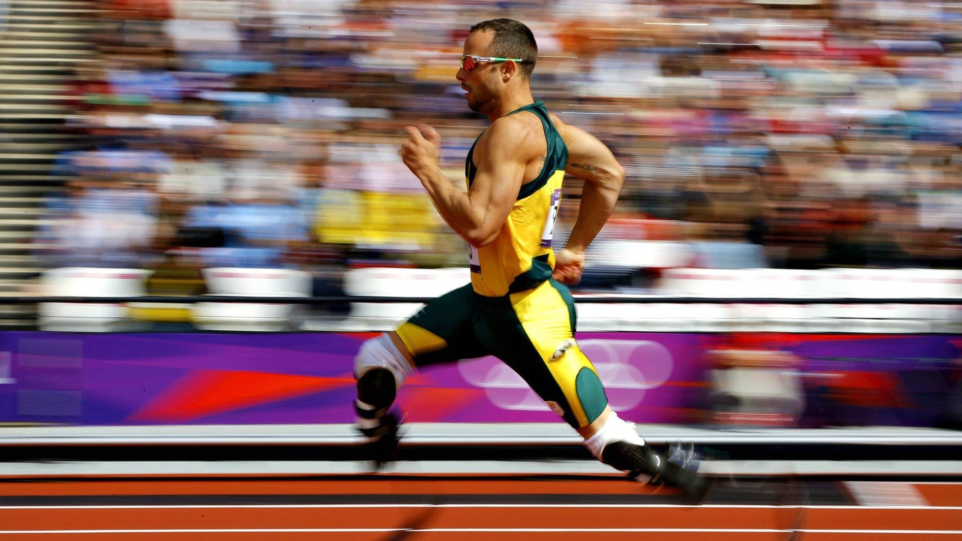 爱游戏在线-F1街道赛焦点战，里昂血拼智利，赛道上的文明对撞